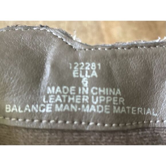 Franco Fortini Ella Suede Leather Ankle Boots Taupe Fringe Block Heel Size 6 - Picture 6 of 10